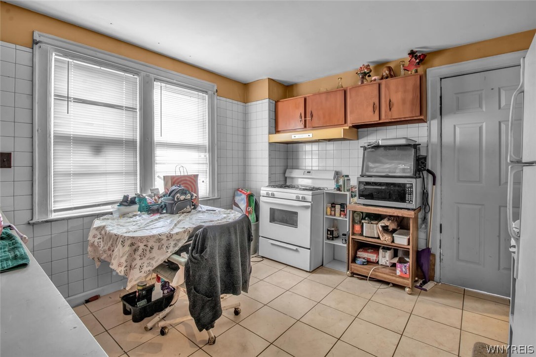 642 West Avenue, Buffalo, NY 14213, West Side