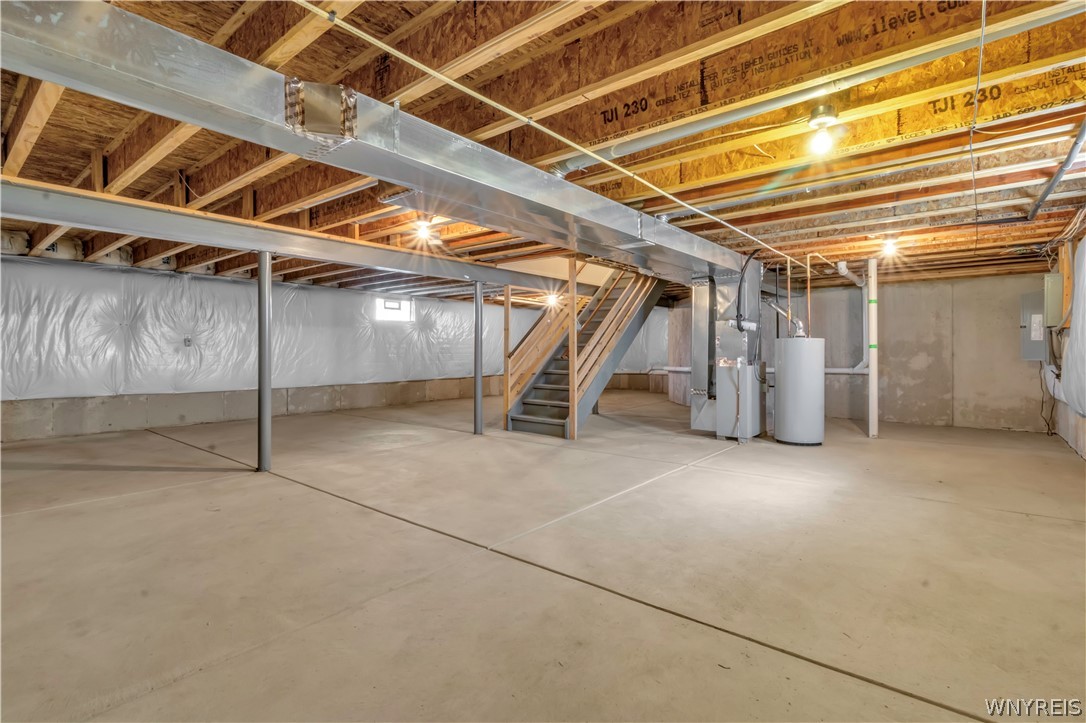 20 Hickory Grove Lane, Cheektowaga, NY 14227