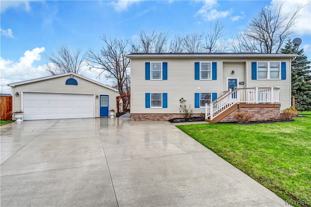 223 Summit Avenue, West Seneca, NY 14224