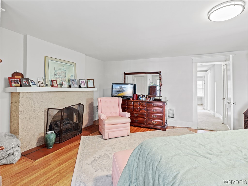 100 Fordham Drive, Buffalo, NY 14216, North Buffalo