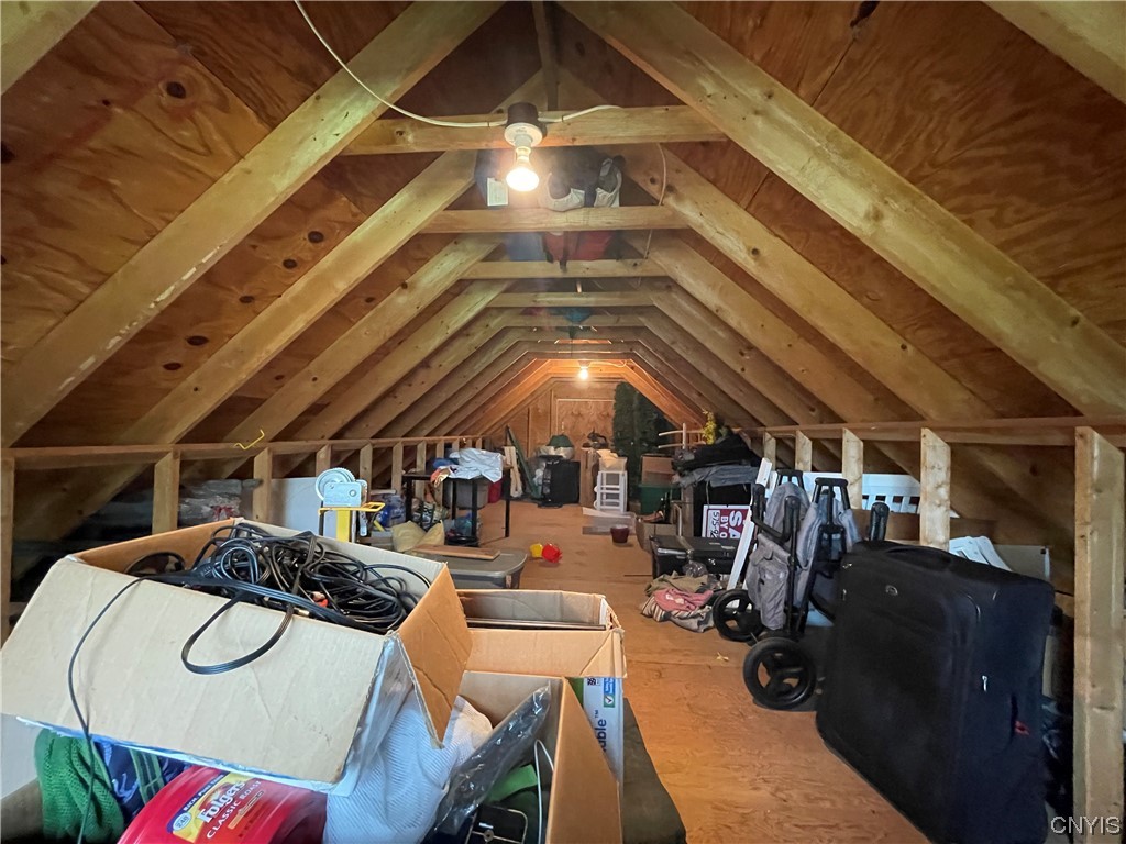 Sold 421 Wilbur Street, OneidaInside, NY 13421 4 Beds / 3 Full