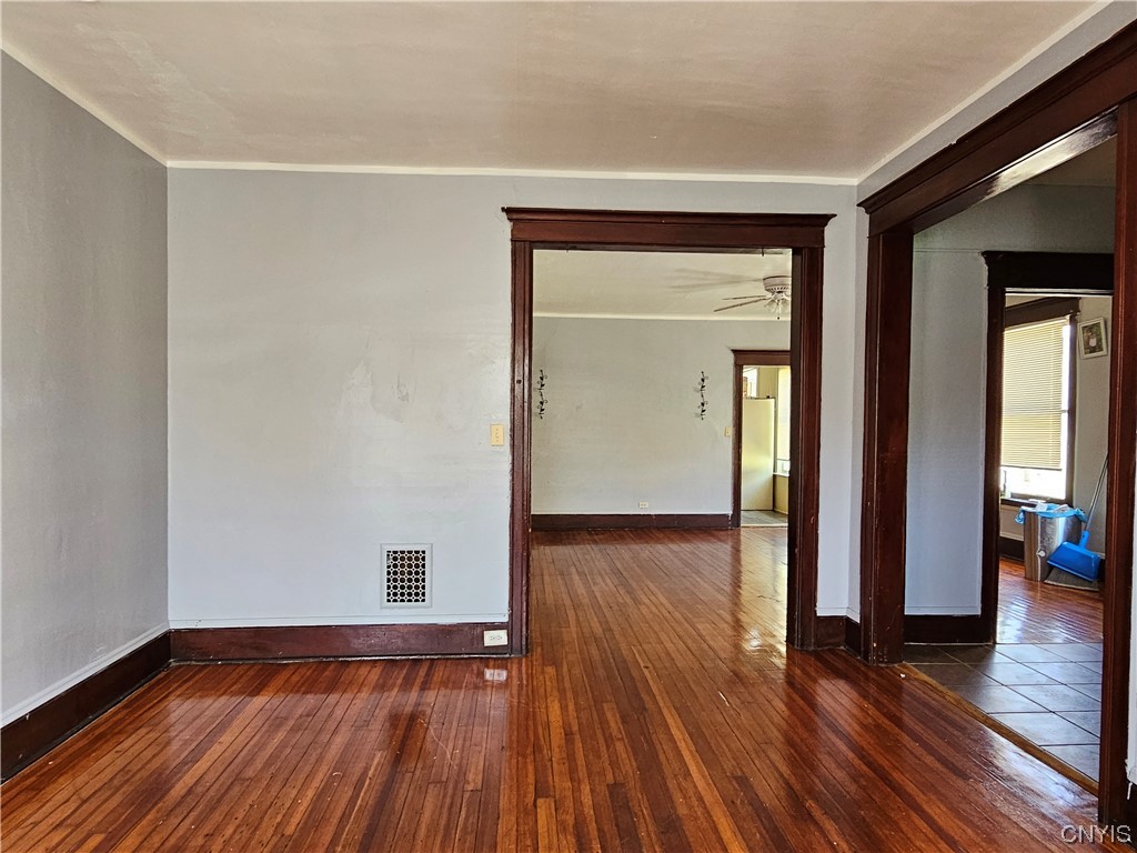 For Sale Utica, NY 13501 6 Beds / 2 Full Baths 169,900