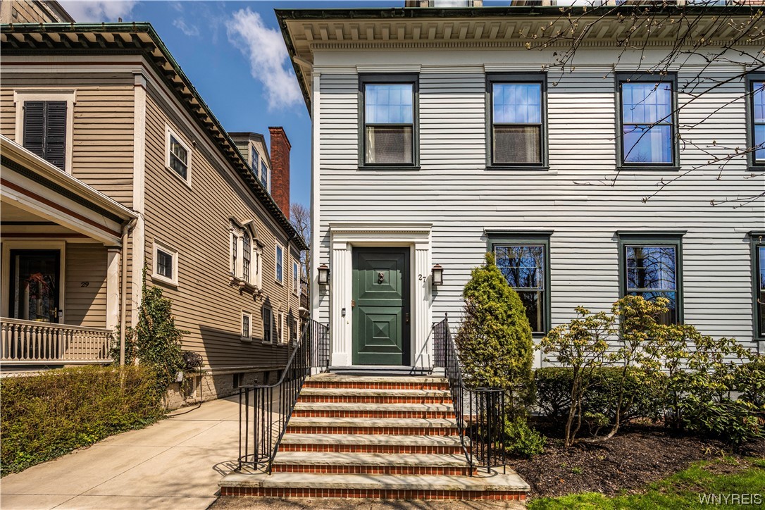 27 Oakland Pl, Buffalo, NY 14222, Delaware District