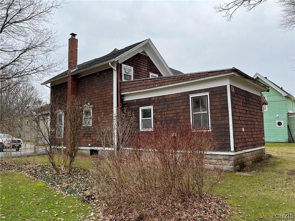 Sold 317 N Main Street, Lenox, NY 13032 4 Beds / 2 Full Baths 36,500