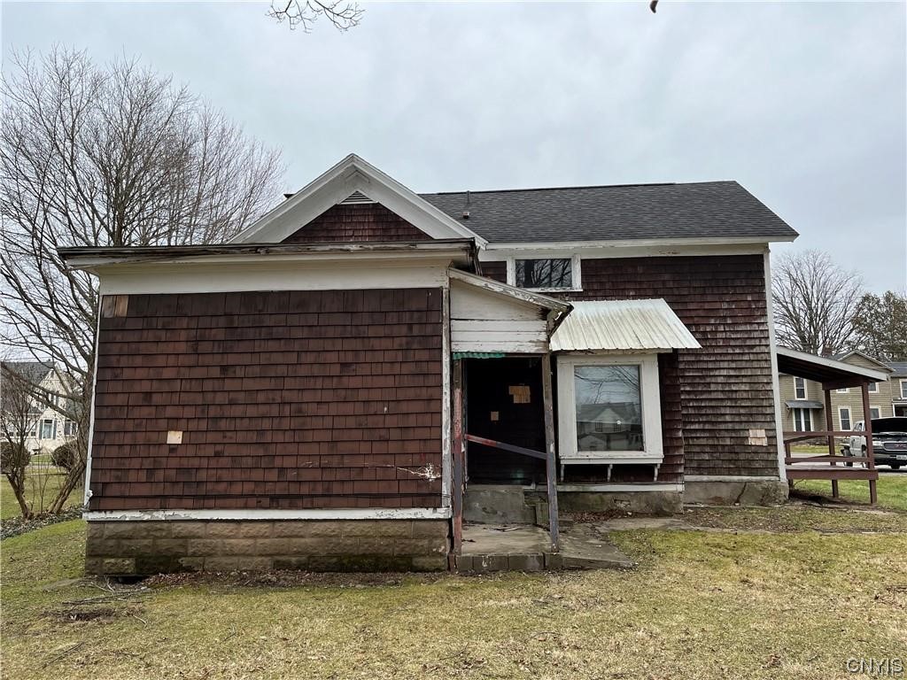 Sold 317 N Main Street, Lenox, NY 13032 4 Beds / 2 Full Baths 36,500