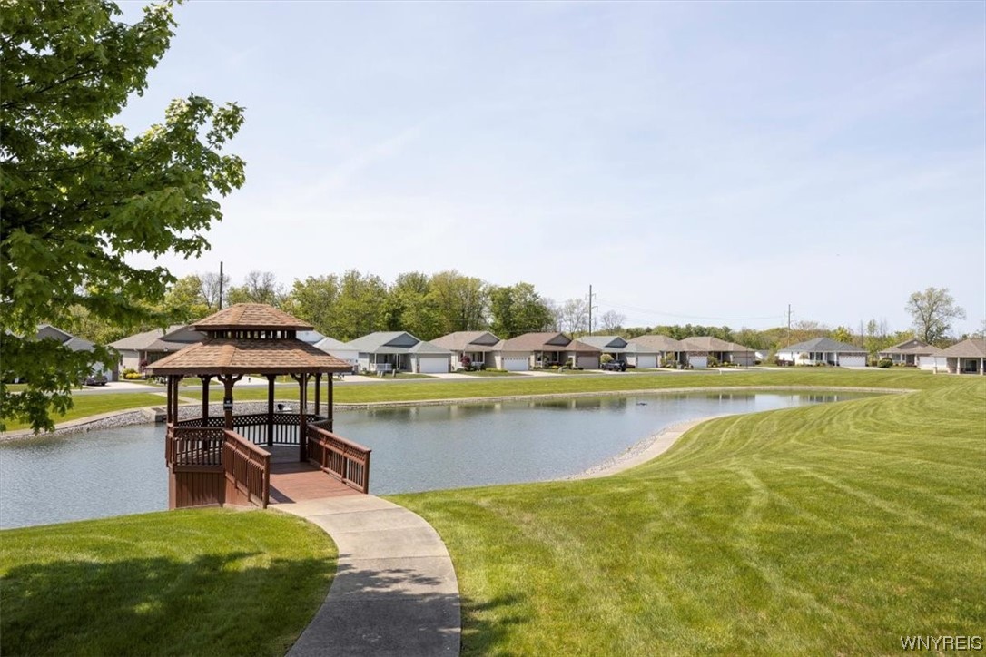 4740 Parker Road, 36L, Hamburg, NY 14075