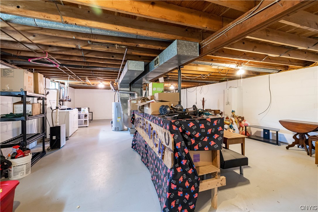 Sold 102 Daniels Drive, Lenox, NY 13032, Canastota 2 Beds / 1 Full