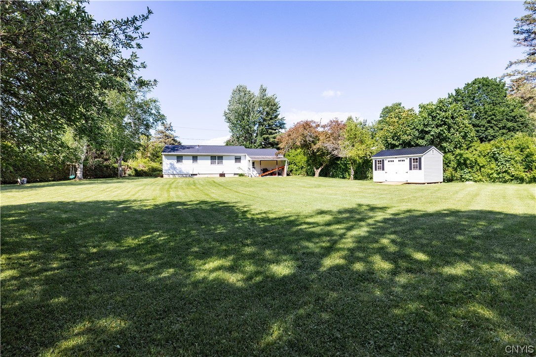 Sold 102 Daniels Drive, Lenox, NY 13032, Canastota 2 Beds / 1 Full