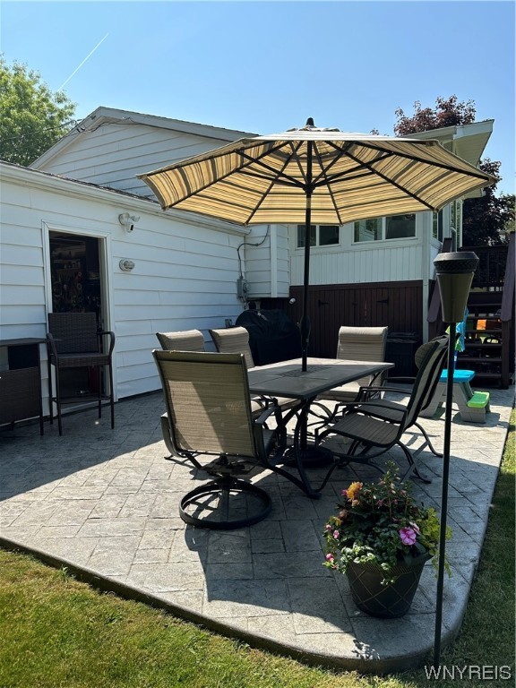 5620 Goodrich Road, Clarence, NY 14032