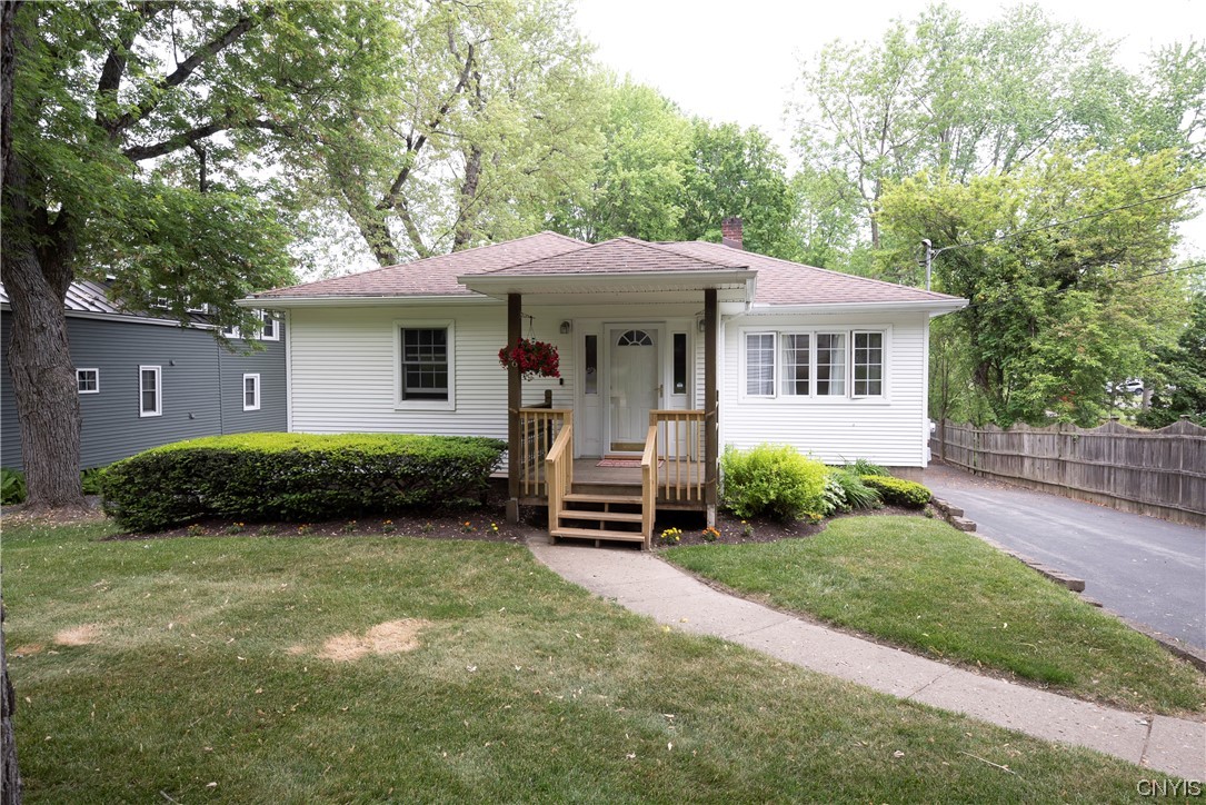 For Sale 56 Onondaga Street, Skaneateles, NY 13152, Skaneateles 3 Beds / 2 Full Baths 449,900