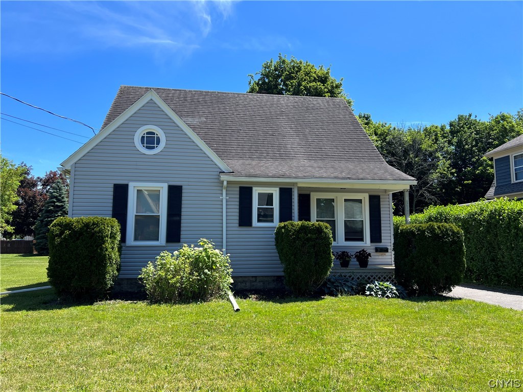 For Sale 333 Leonard Street, OneidaInside, NY 13421 4 Beds / 1 Full