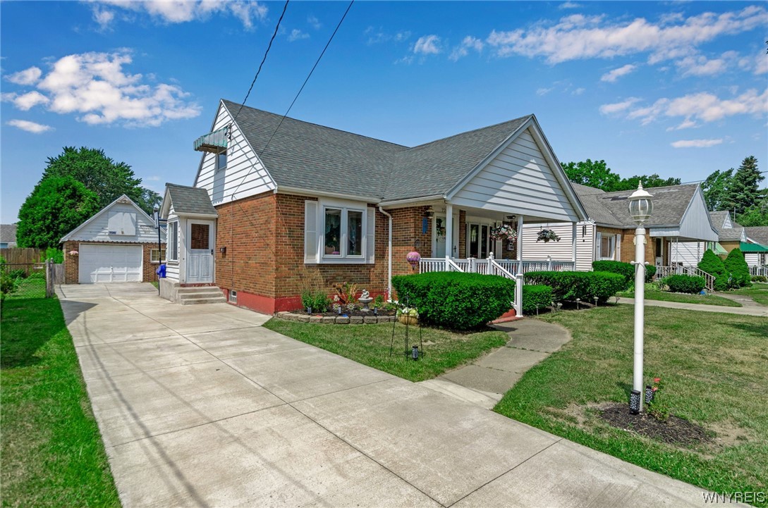 726 Harlem Road, West Seneca, NY 14224