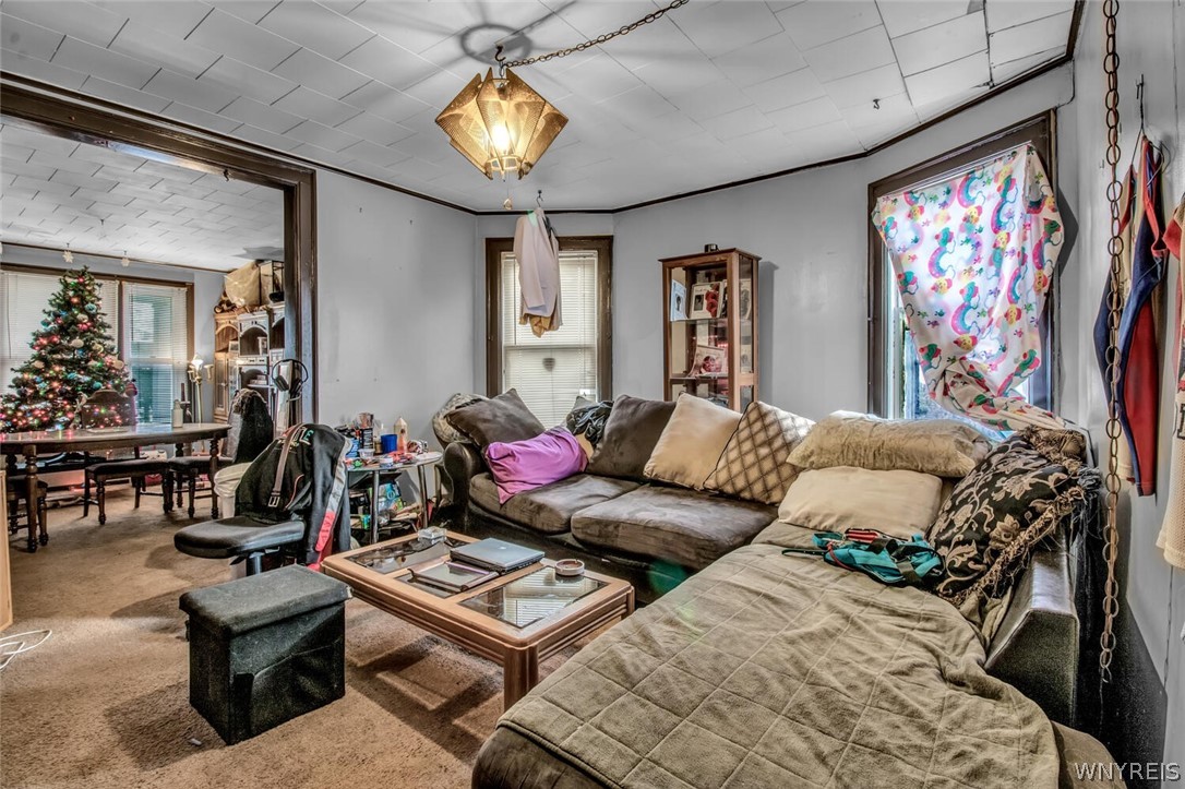 642 West Avenue, Buffalo, NY 14213, West Side