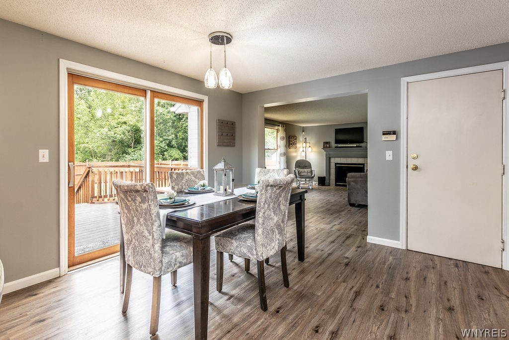 69 Hitching Post Lane, Amherst, NY 14228