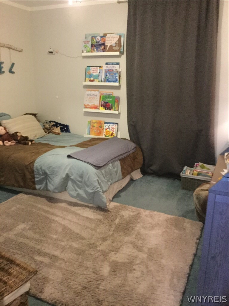 5402 Berg Road, West Seneca, NY 14218