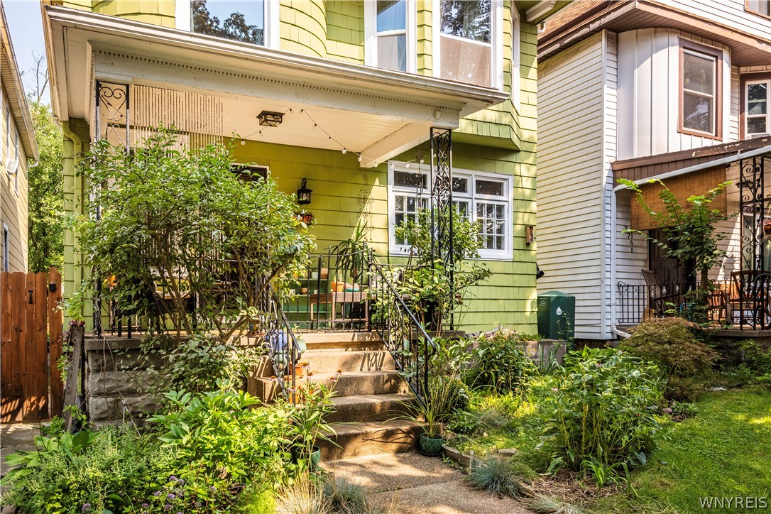 Sold 374 Bird Avenue, Buffalo, NY 14213, West Side 3 Beds / 1 Full