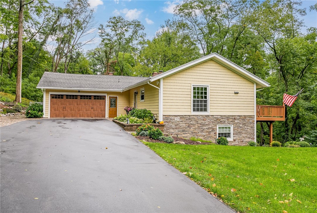 Sold 371 Fisher Road, Victor, NY 14534 4 Beds / 2 Full Baths 322,500