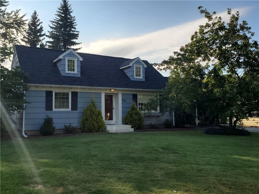 Sold 357 Dellwood Road, Greece, NY 14616 3 Beds / 2 Full Baths