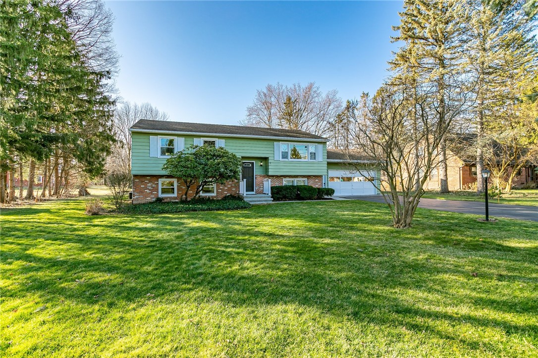 Sold 693 Klem Road, ster, NY 14580 4 Beds / 2 Full Baths 305,000