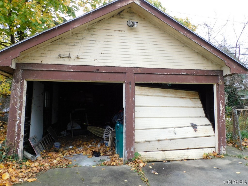 129 Hamlin Road, Buffalo, NY 14208, Humboldt Park