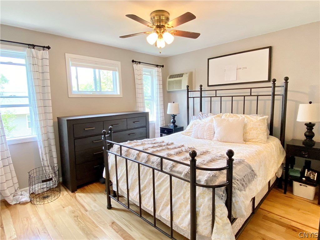 Sold 10 Foxcroft Circle, NY 13021, Auburn 4 Beds / 2 Full