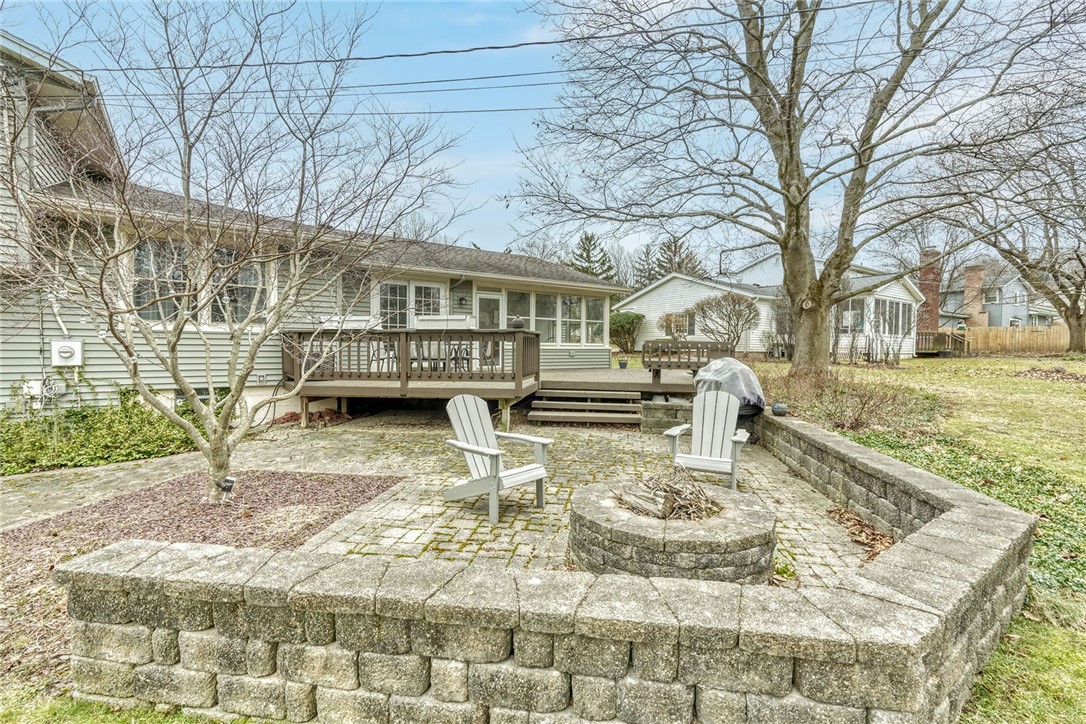 37 Bromley Road, Pittsford, NY 14534