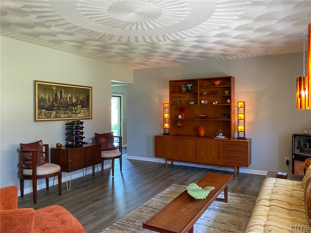 5 Upper Woods Road, New Hartford, NY 13413