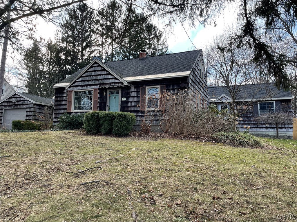 Sold 211 Homewood Drive, Manlius, NY 13066 3 Beds / 2 Full Baths