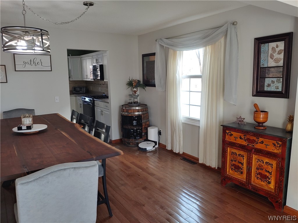 73 Landings Drive, Amherst, NY 14228