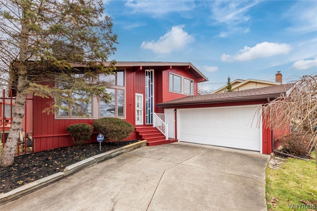 Sold 1721 West River Road, Grand Island, NY 14072 3 Beds / 2 Full