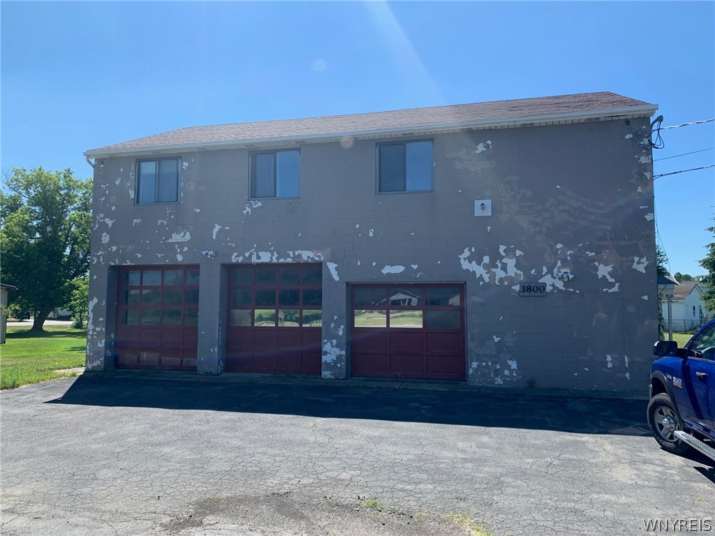 3800 Lockport Road, Wheatfield, NY 14132