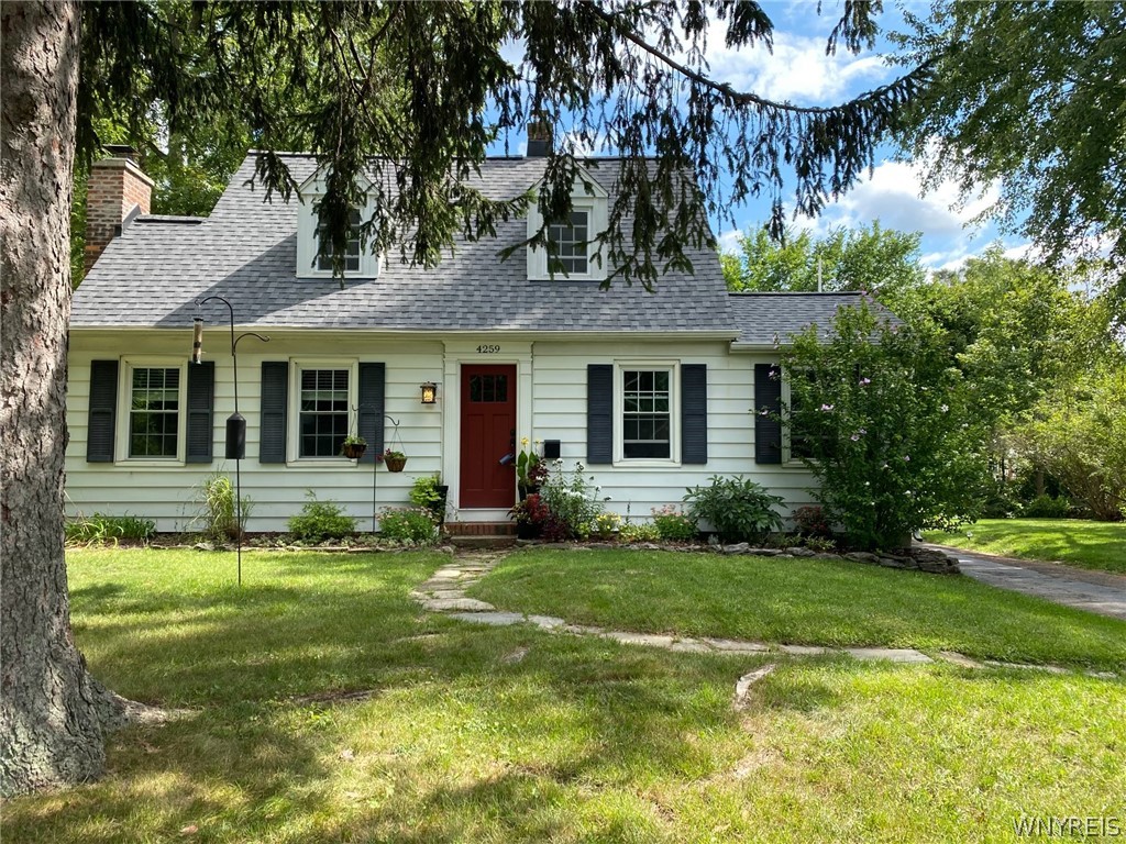 Clarence, Clarence Clarence Center Housing Market Data