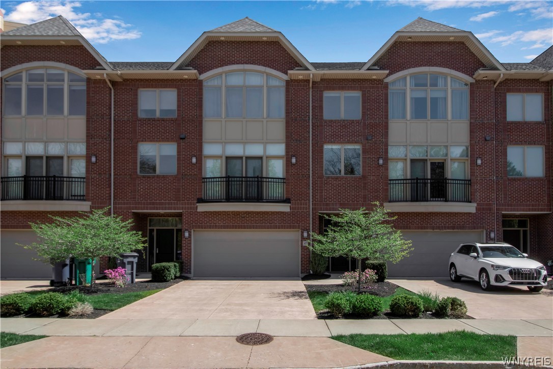 Sold 47 Ojibwa Circle, Buffalo, NY 14202, Lower West Side 3 Beds / 2