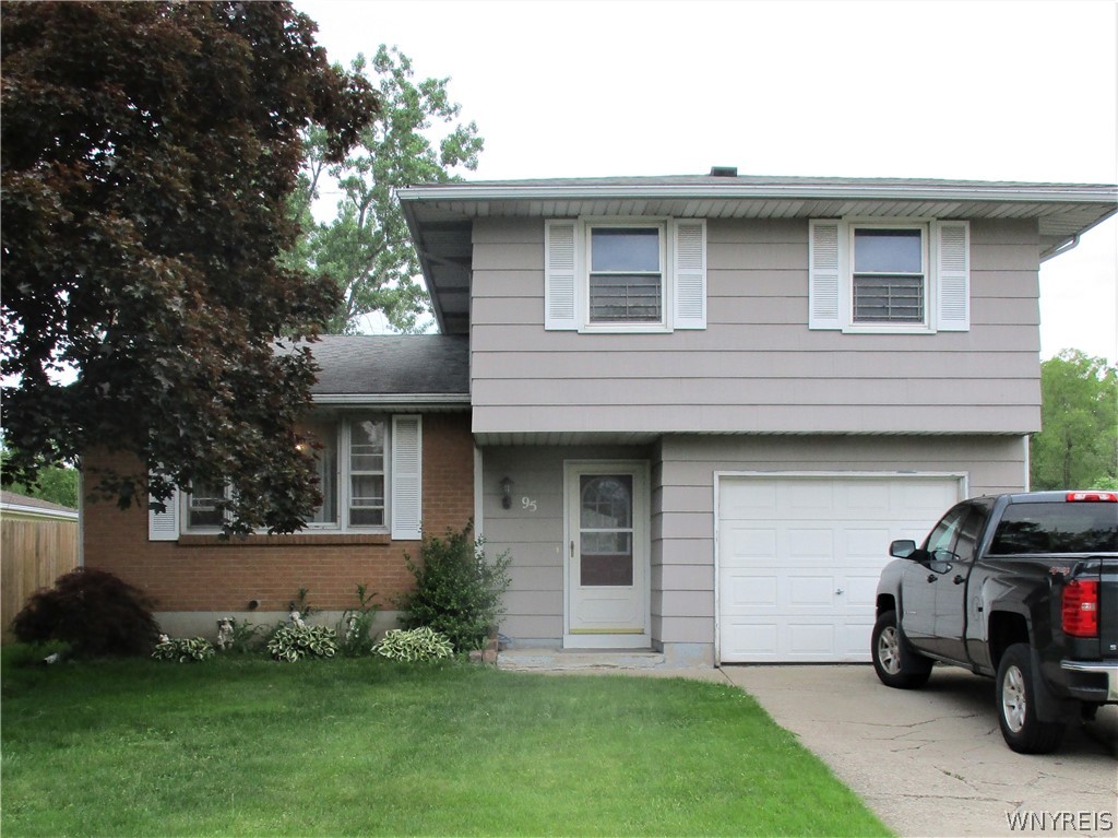 Sold 95 Claude Drive, Cheektowaga, NY 14043, Depew 4 Beds / 1 Full Bath / 1 Half Bath 215,000