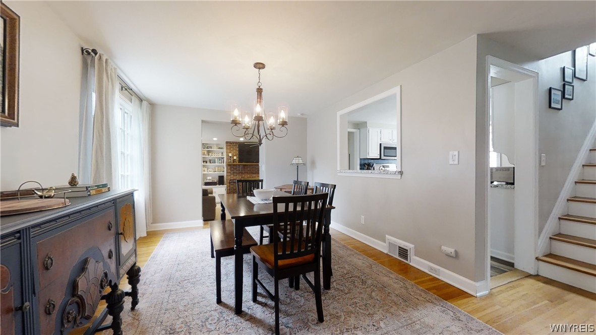 11 Deerhurst Park Boulevard, TonawandaTown, NY 14217