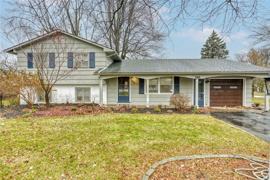 Sold 388 Angelus Drive, Irondequoit, NY 14622 3 Beds / 1 Full Bath