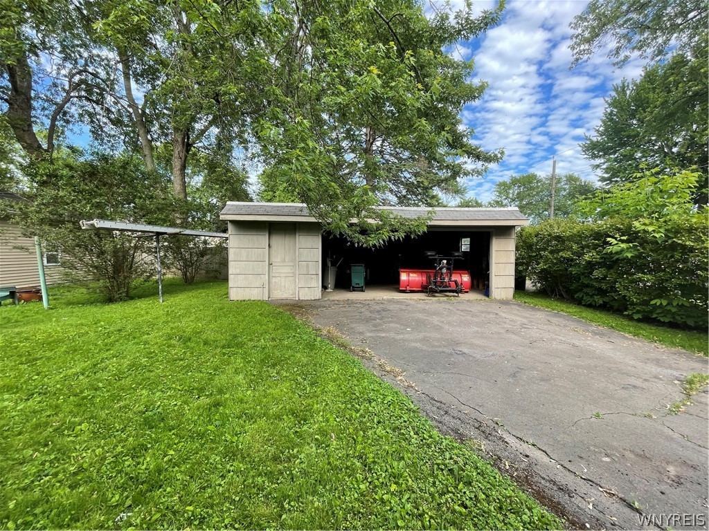 977 Nash Road, North Tonawanda, NY 14120