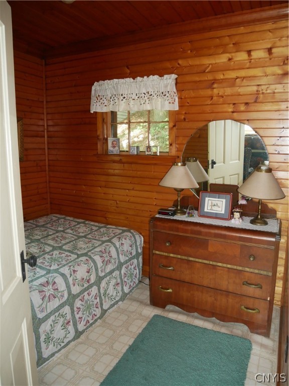 Sold 3186 Gorton Lake Road, Brookfield, NY 13485 2 Beds / 1 Full