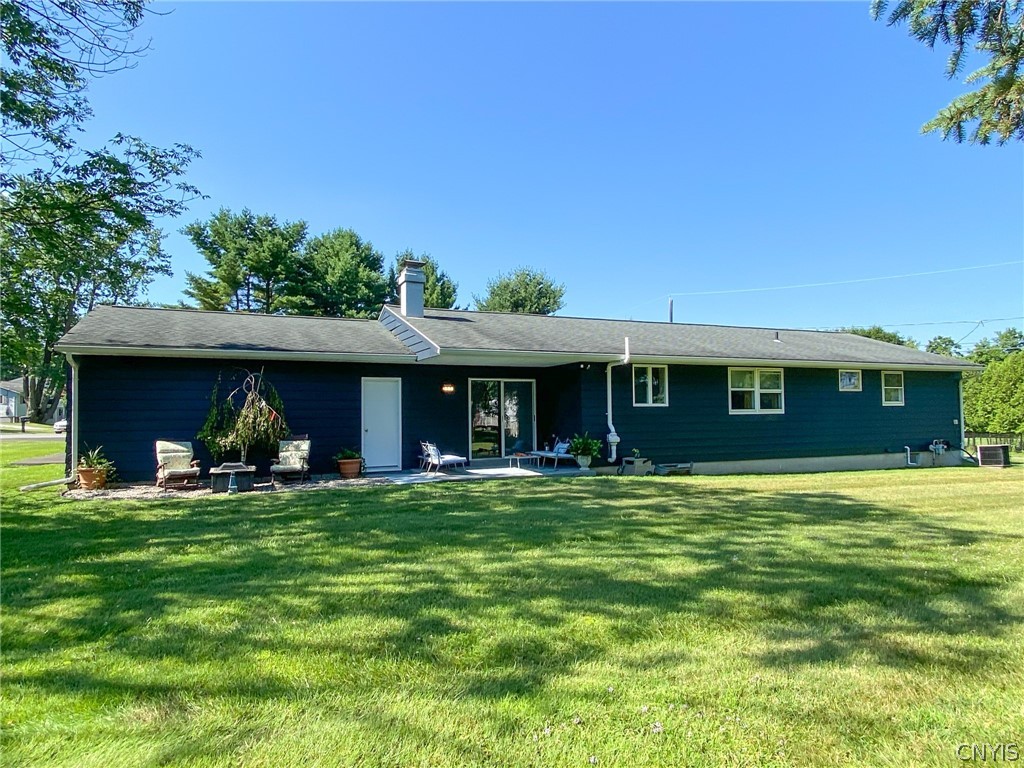 5 Upper Woods Road, New Hartford, NY 13413