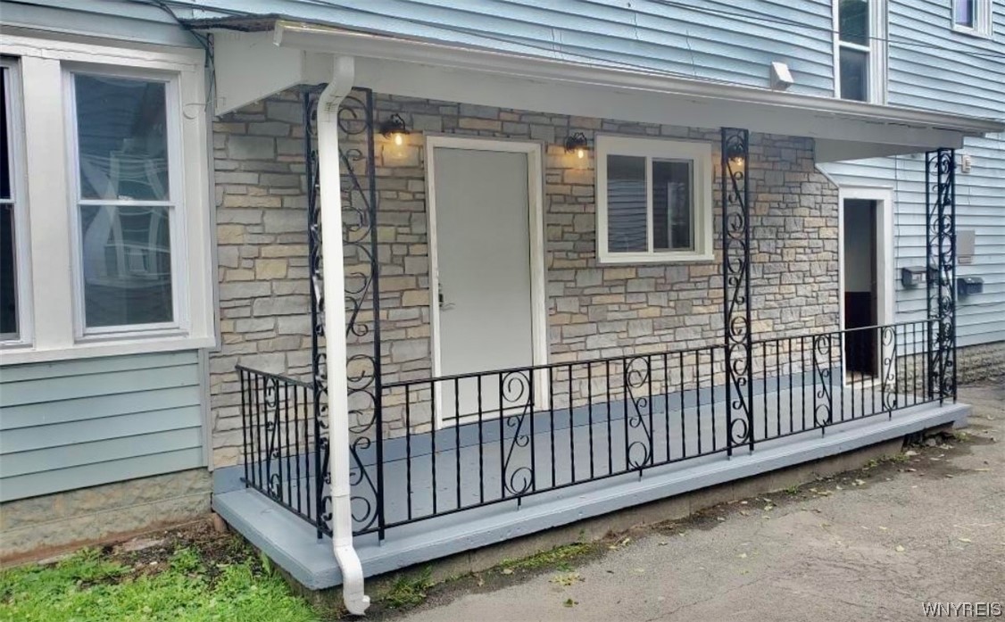 Sold 144 Howell Street, 2B, Buffalo, NY 14207, Black Rock 1 Bed / 1