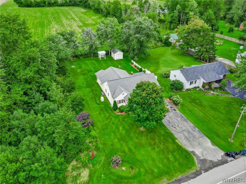 6739 Ward Road, Wheatfield, NY 14304