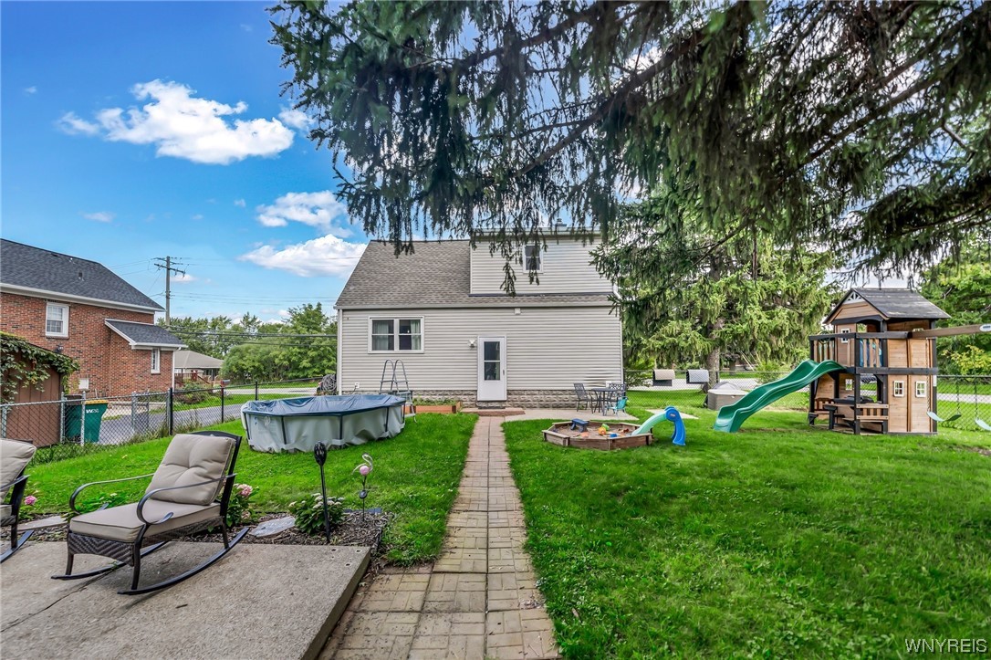 Sold 4247 Milestrip Road, Hamburg, NY 14219 3 Beds / 2 Full Baths