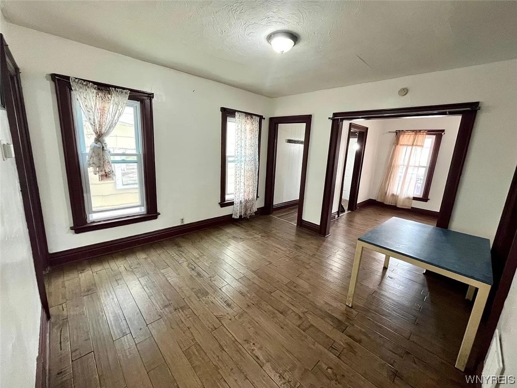 Sold 352 Austin Street, Buffalo, NY 14207, Black Rock 6 Beds / 2