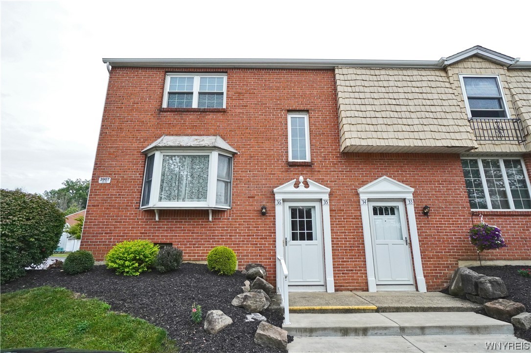 Sold 3907 Bowen Road, 36, Lancaster, NY 14086 2 Beds / 1 Full Bath