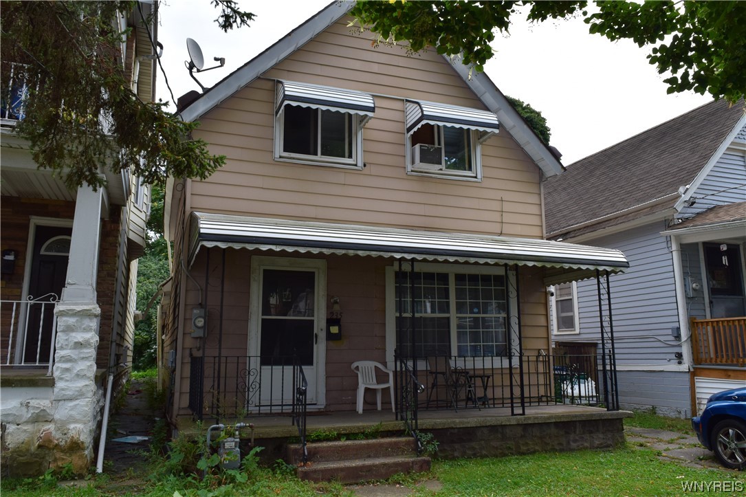 Sold 235 Barton Street, Buffalo, NY 14213, West Side 4 Beds / 1 Full Bath 64,000