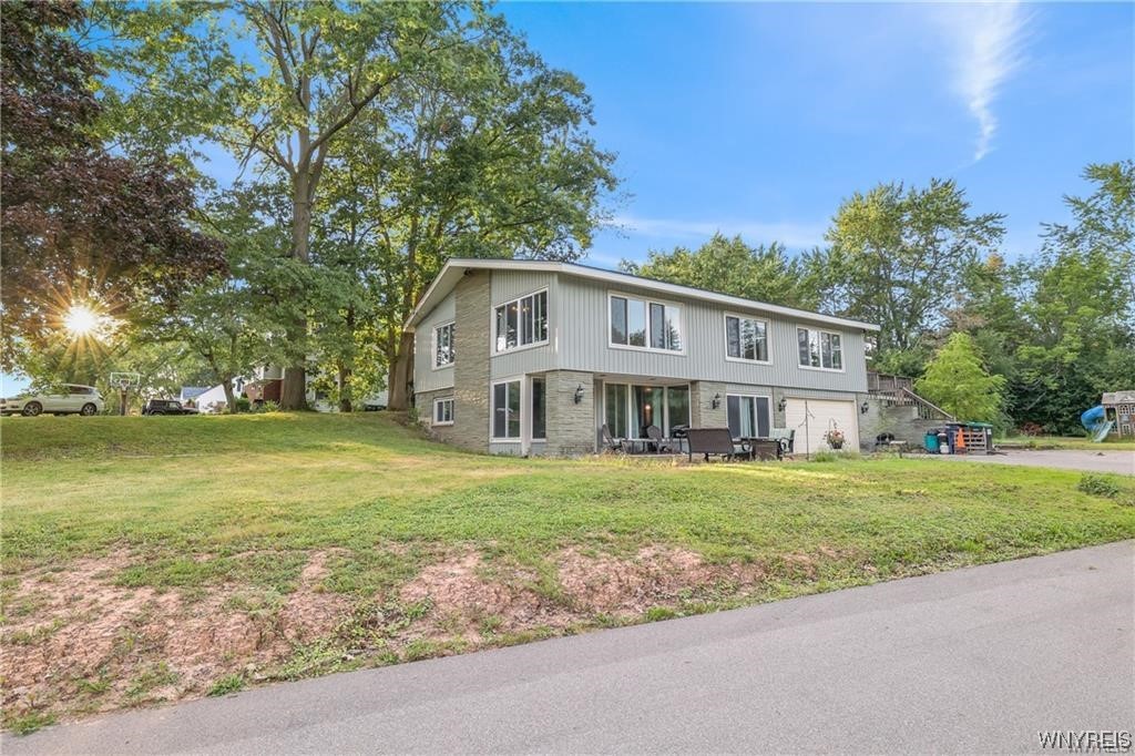 51 Winkler Drive, Grand Island, NY 14072