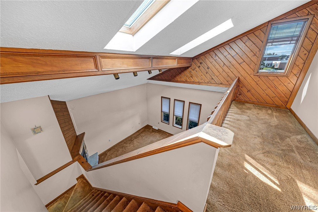 Sold 128 Casey Road, Amherst, NY 14051 4 Beds / 2 Full Baths / 1 Half Bath 320,000