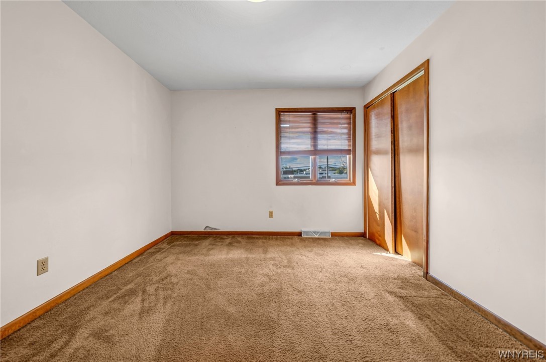 Sold 128 Casey Road, Amherst, NY 14051 4 Beds / 2 Full Baths / 1 Half Bath 320,000