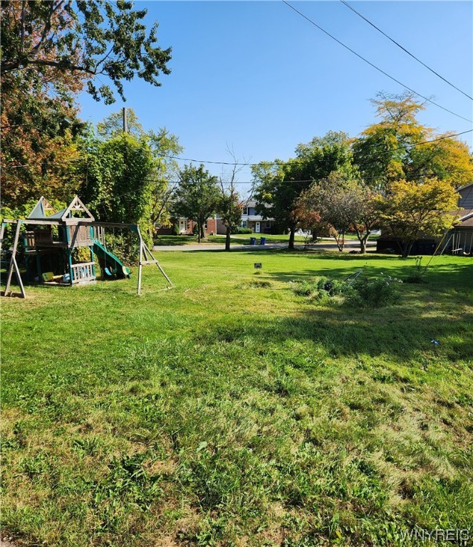 219 Tonawanda Creek Road, Amherst, NY 14228