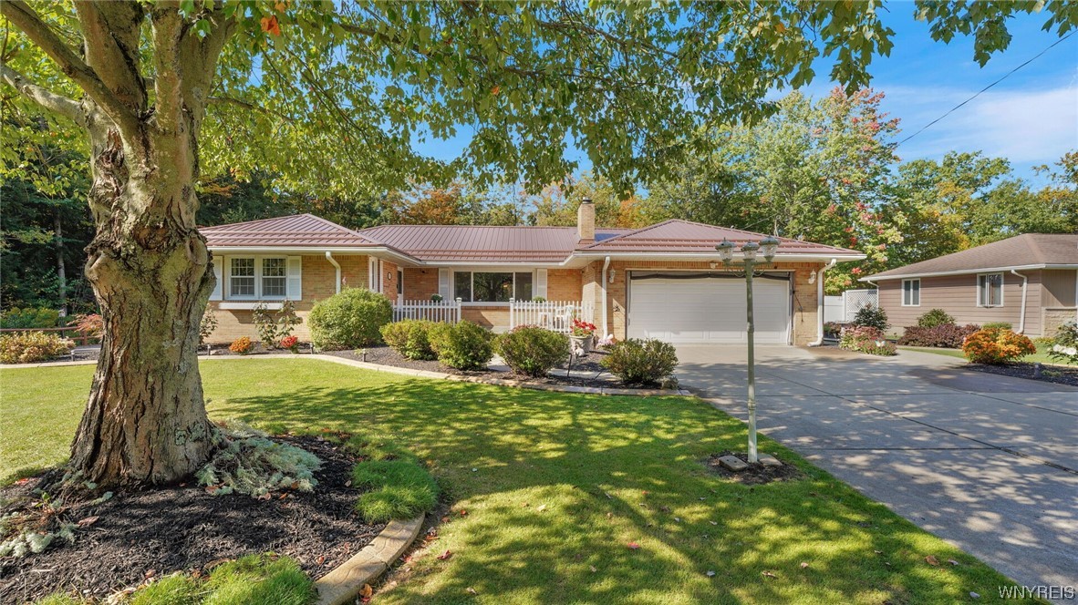 Sold 6630 Brookside Drive, Hamburg, NY 14075 3 Beds / 2 Full Baths